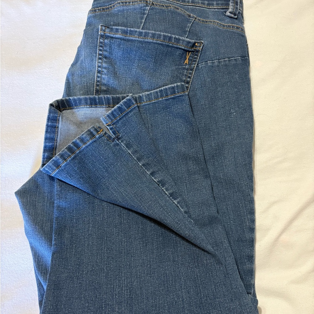 Vintage America Blue Cropped Jeans - Picture 5 of 5